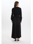 Robe  avec fourrure à manches nouées à la taille E-0440