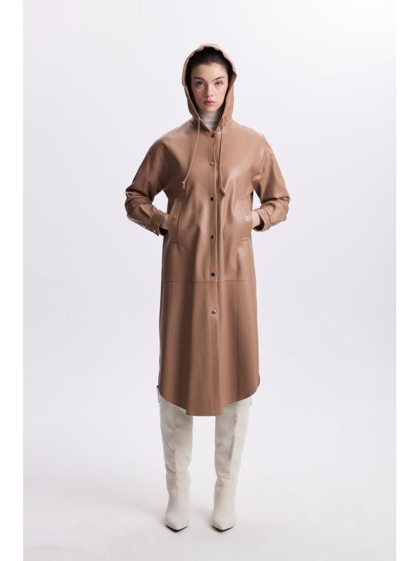 Capuche détaillée longue robe GÖ-0135