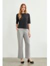 Pantalon en tissu détaillé élastique à la taille large P-0102