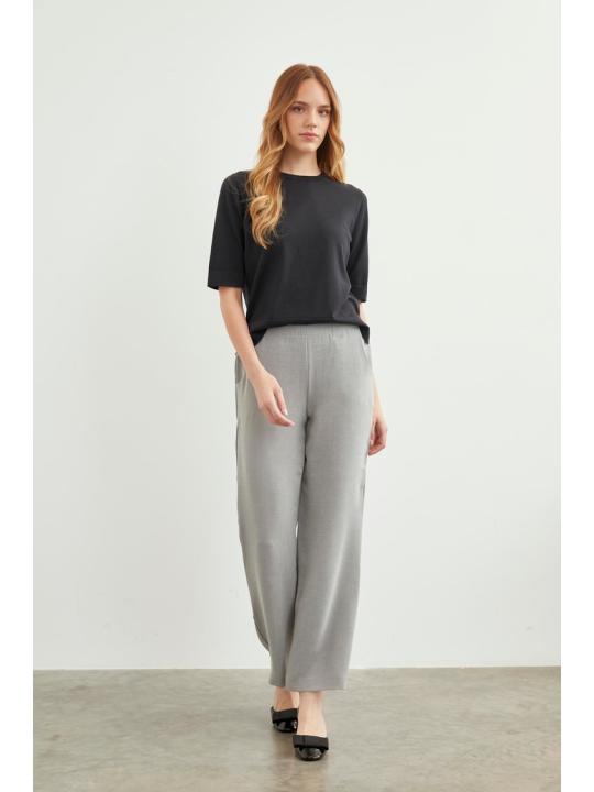 Pantalon en tissu détaillé élastique à la taille large P-0102