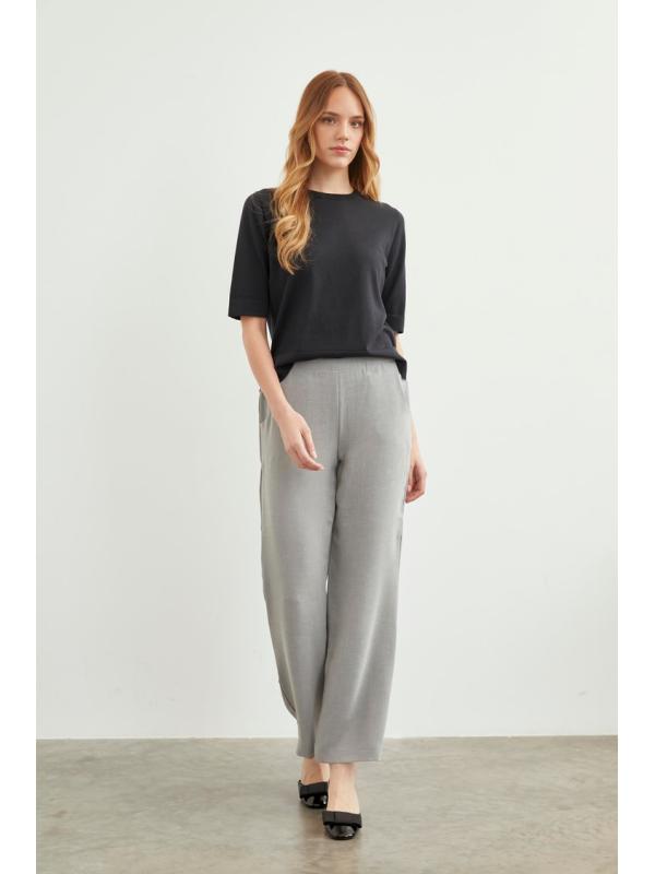 Pantalon en tissu détaillé élastique à la taille large P-0102