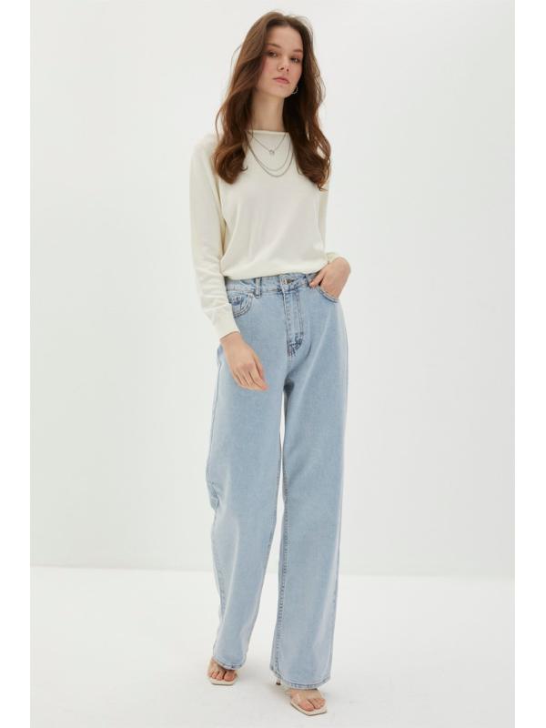  Pantalon en jean bleu calir P-0140