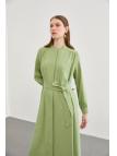 Robe longue E-0400 avec col dominant ceinturé