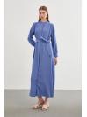 Robe longue E-0400 avec col dominant ceinturé