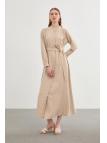 Robe longue E-0400 avec col dominant ceinturé