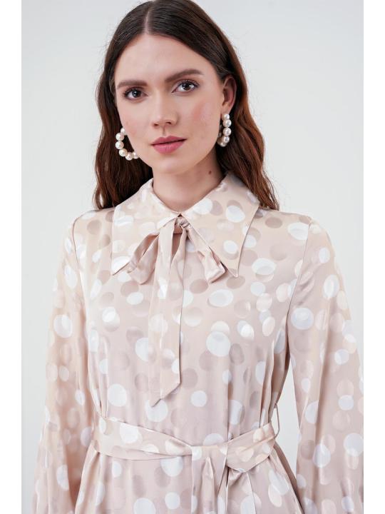 Robe à col de chemise à motifs à pois E-0401
