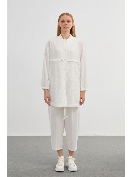 Veste blanc brodée C-0094