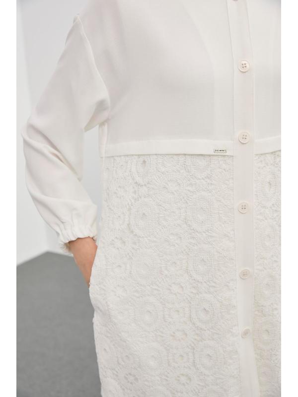 Veste blanc brodée C-0094