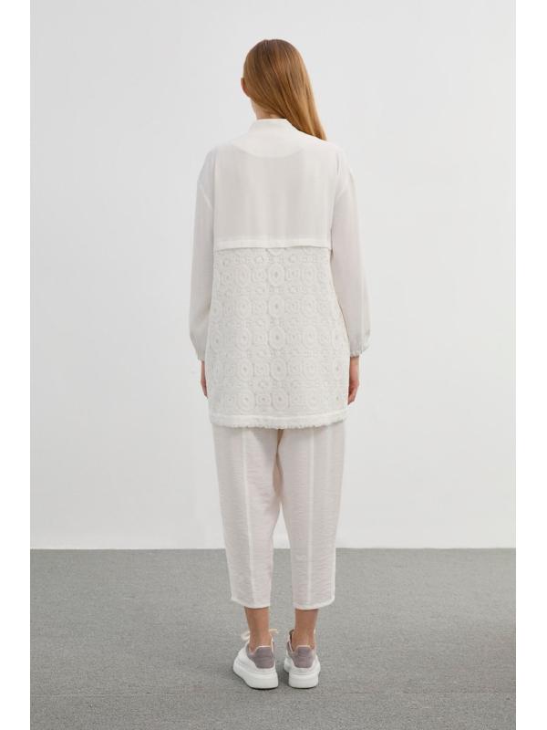 Veste blanc brodée C-0094
