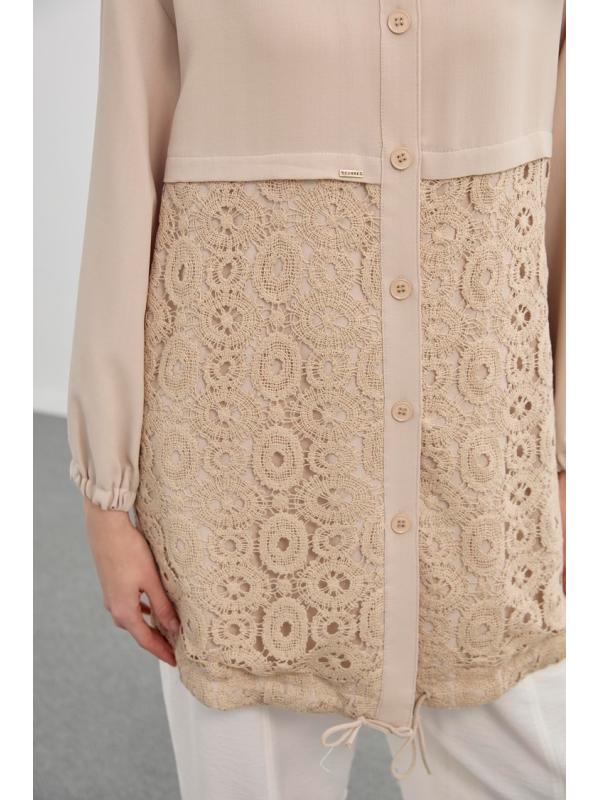 Veste blanc brodée C-0094