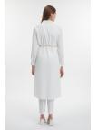 Tunique longue blanc casse détaillée en dentelle col chemise T-1451