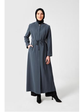 Manteau à col haut noué à la taille fumée 13400