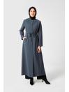 Manteau à col haut noué à la taille fumée 13400