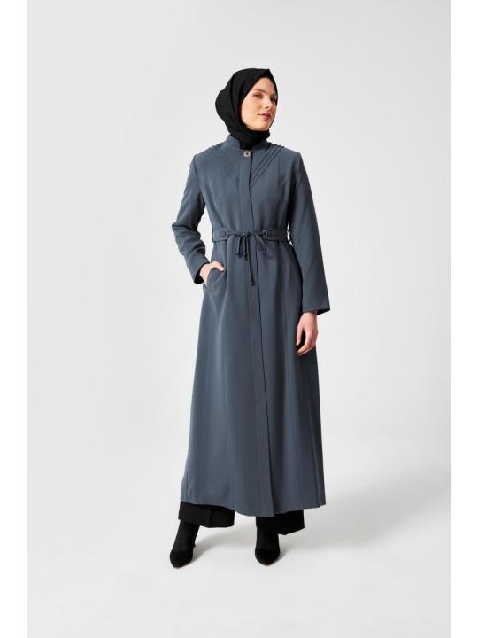 Manteau à col haut noué à la taille fumée 13400