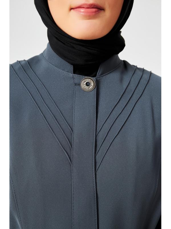 Manteau à col haut noué à la taille fumée 13400
