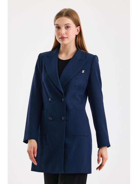 La poche à col double boutonnage Veste noire détaillée C-0024