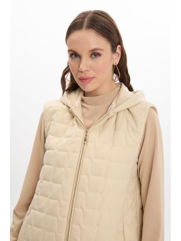 Gilet à motifs matelassés TK-1347 Gilet à motifs matelassés TK-1347