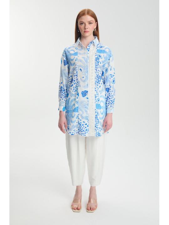 Tunique à motifs avec dentelle détaillée sur le devant T-1570