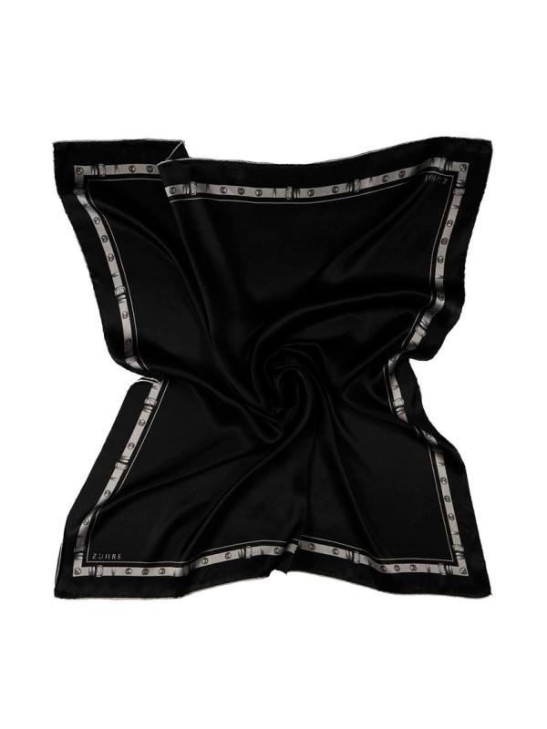 Foulard en soie sergé détaillé bord V26 0104 Foulard en soie sergé détaillé bord V26 0104