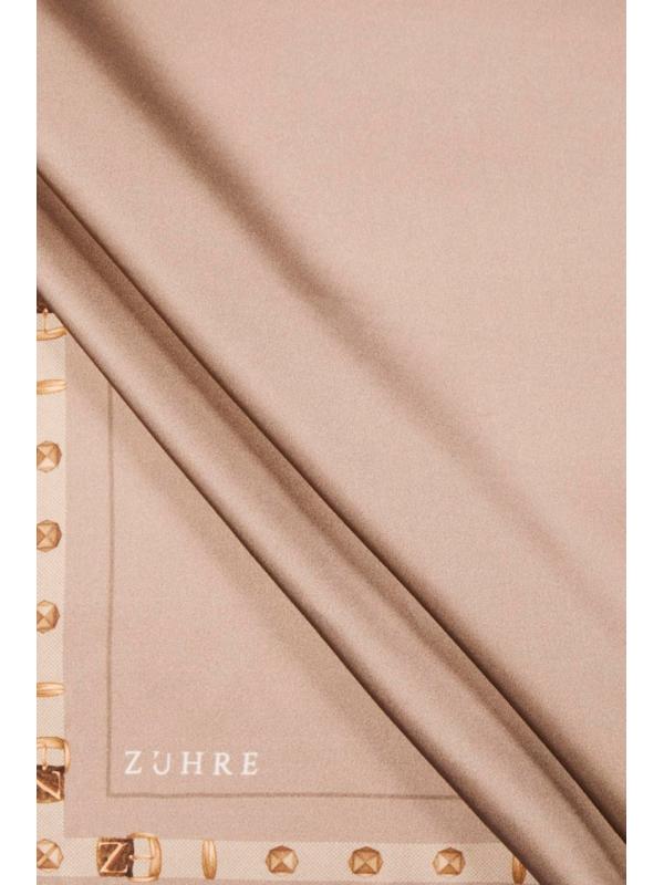 Foulard en soie sergé détaillé bord V26 0104 Foulard en soie sergé détaillé bord V26 0104