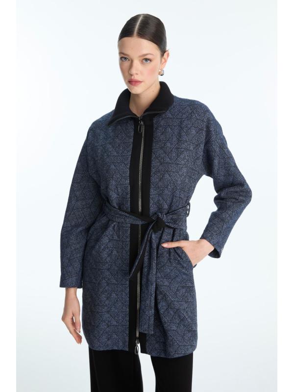 Veste à motifs ceinturée bleu marine C-0178 Veste à motifs ceinturée bleu marine C-0178