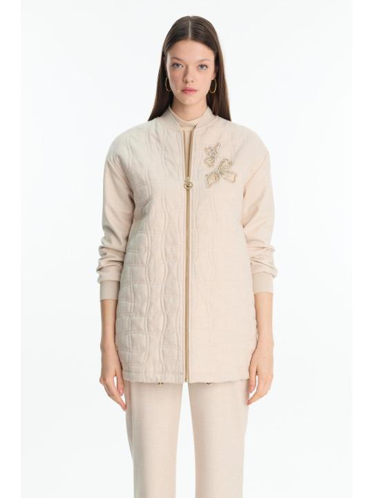 Veste matelassée à motifs zippés vanille C-0150 Veste matelassée à motifs zippés vanille C-0150