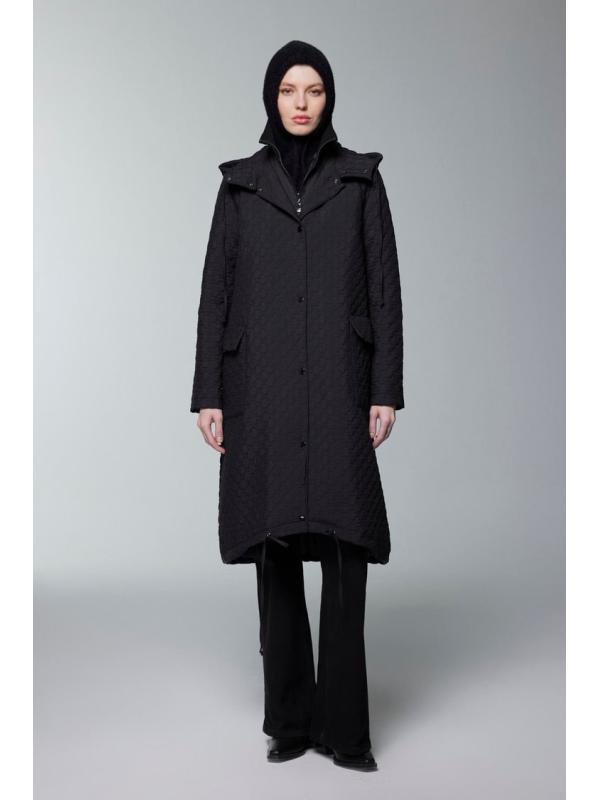 Manteau noir à capuche à motifs 13856 Manteau noir à capuche à motifs 13856