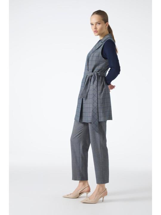 Ensemble trois pièces à motifs à carreaux TK-1050 Ensemble trois pièces à motifs à carreaux TK-1050