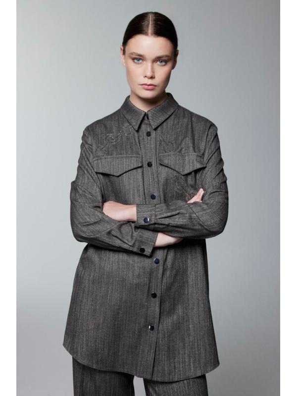 Chemise à motifs avec poches détaillées G-0117