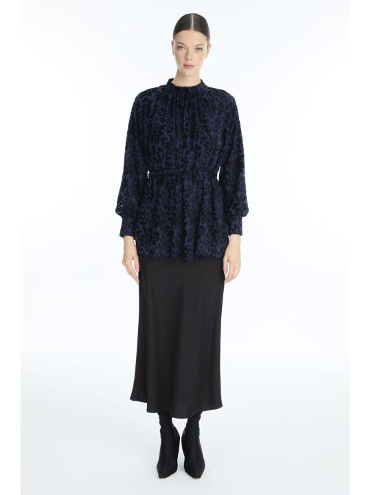 Chemisier à motifs à manches ballon B-0137 Chemisier à motifs à manches ballon B-0137