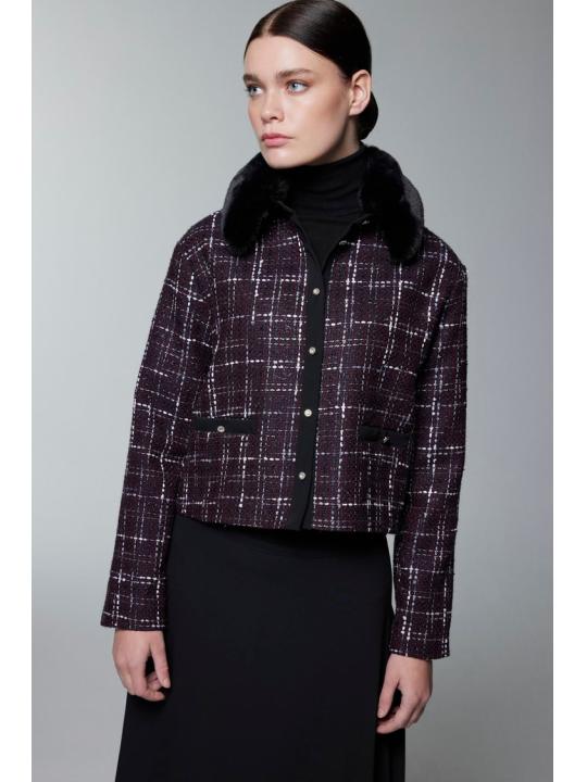 Costume double écru détaillé à col en fourrure et bouton TK-1201