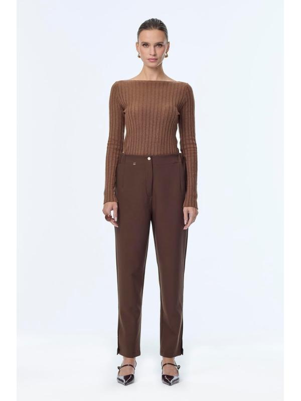 Pantalon cigarette à boutons de taille élastique P-0251