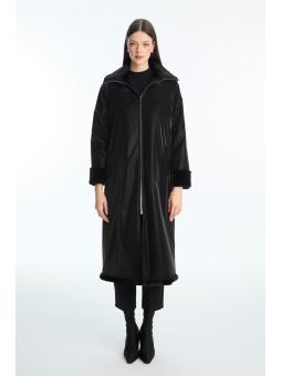 Manteau à fermeture éclair détaillée en fourrure noire 13899