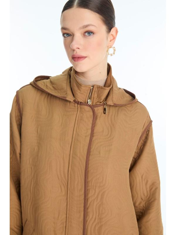 Usure à capuche et fermeture éclair IO-0311