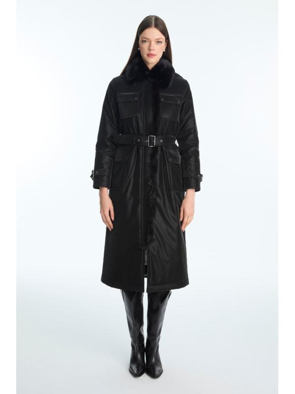 doudoune détaillée avec poche en fourrure et ceinture 13868