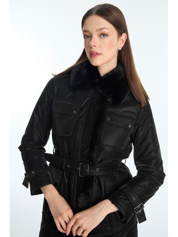 doudoune détaillée avec poche en fourrure et ceinture 13868