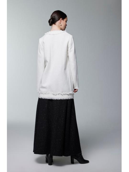 Veste écrue détaillée à poche texturée en tweed C-0151