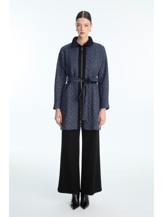 Veste à motifs ceinturée bleu marine C-0178