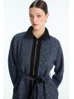 Veste à motifs ceinturée bleu marine C-0178