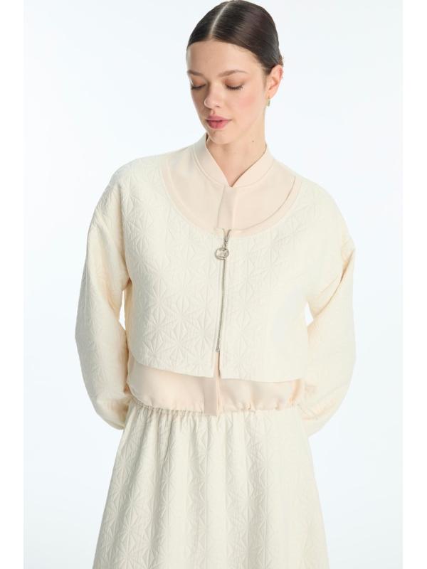 Eensemble deux piéces Jupe à taille élastique à motifs Jacquard Double combinaison crème TK-1688