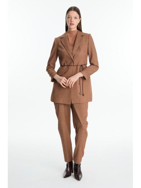 Ensemble combiné détaillé de corde en cuir à double boutonnage TK-1694