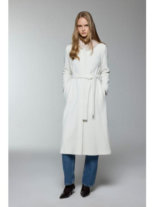 Cardigan HR-0033 à ceinture de fourrure détaillé en écru/or