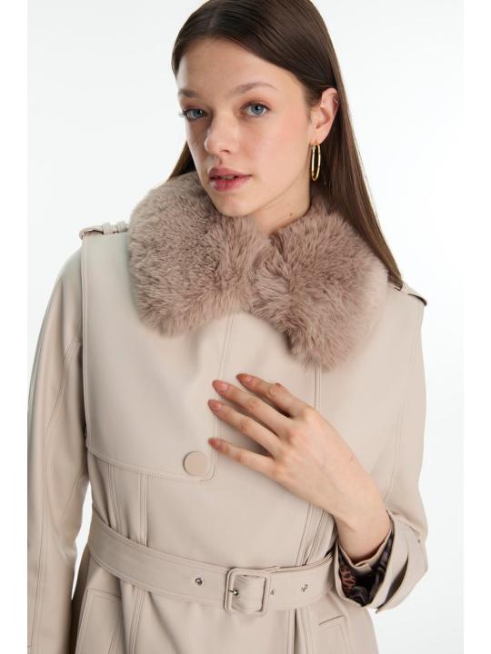 Trench-coat en cuir à col de fourrure 13822