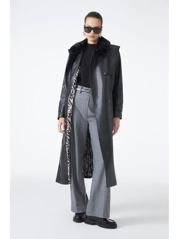 Trench-coat en cuir à col de fourrure 13822