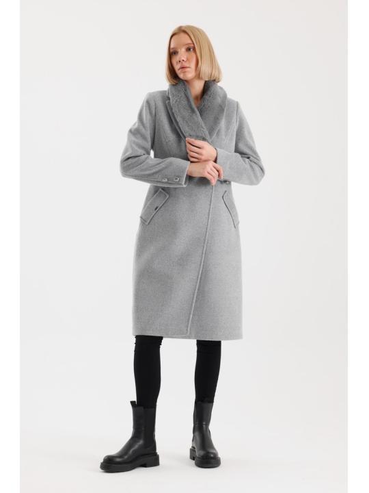 Manteau avec poches de col en fourrure Détails du manteau Cachet 13092  