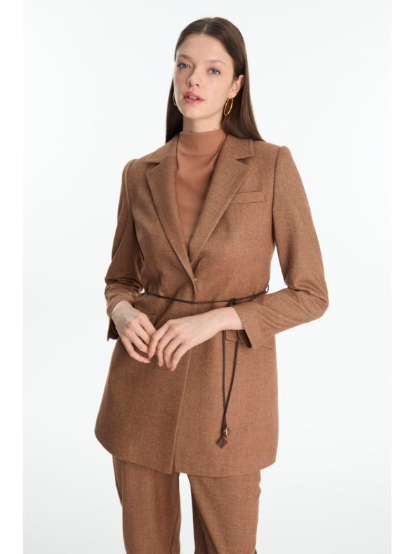 Ensemble combiné détaillé de corde en cuir à double boutonnage TK-1694