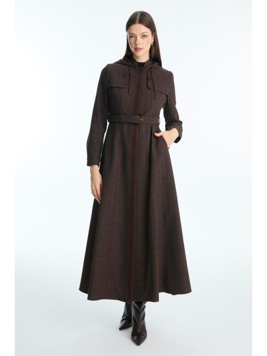 Pardessus à capuche et ceinturée 13955