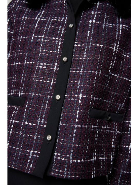 Costume double écru détaillé à col en fourrure et bouton TK-1201