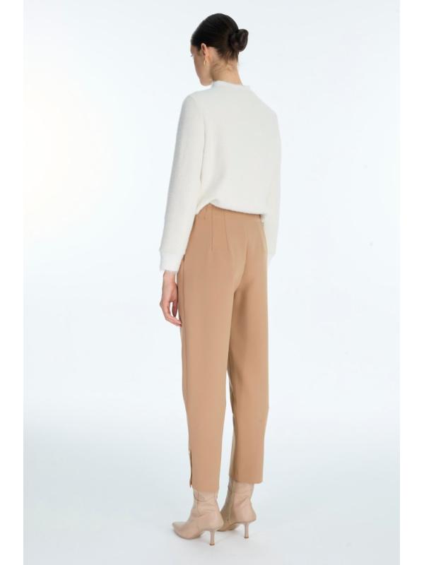 Pantalon cigarette à boutons de taille élastique P-0251