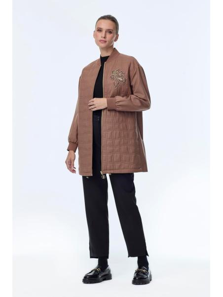 Veste matelassée à motifs zippés vanille C-0150